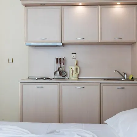 ❤ Quite Studio With Kitchen & Balcony Wifi ❤ov❤ Sunny Beach